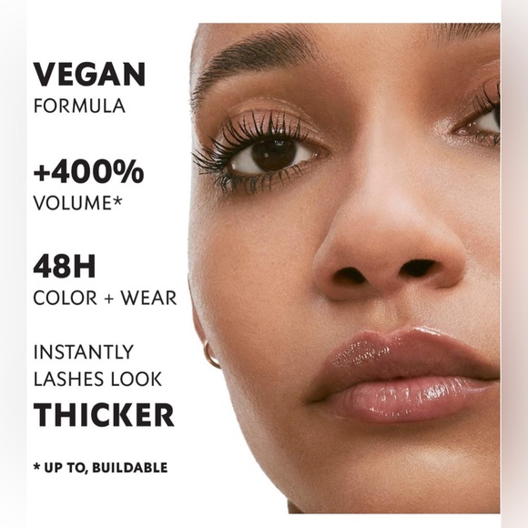 YSL Lash Clash Extreme Volume Waterproof Mascara- Black - Picture 2 of 11